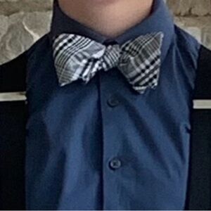 100% silk self tie bow tie made in Vermont by Beau/Ties